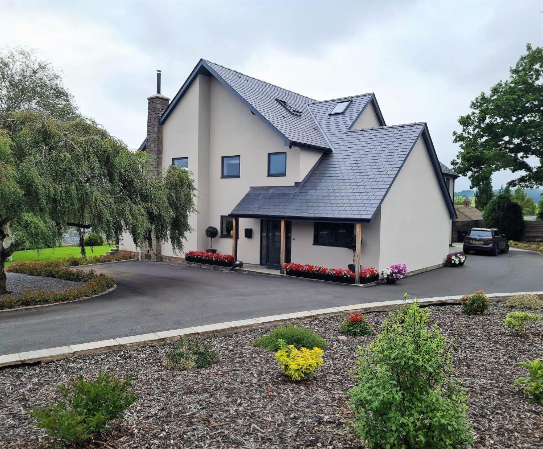 Camden Lodge B&B And Cottage Brecon Extérieur photo