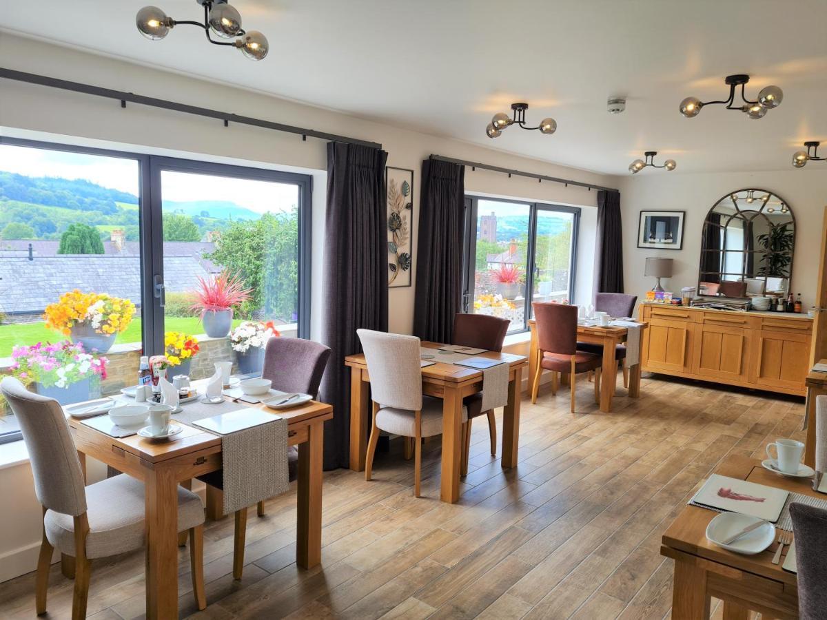 Camden Lodge B&B And Cottage Brecon Extérieur photo