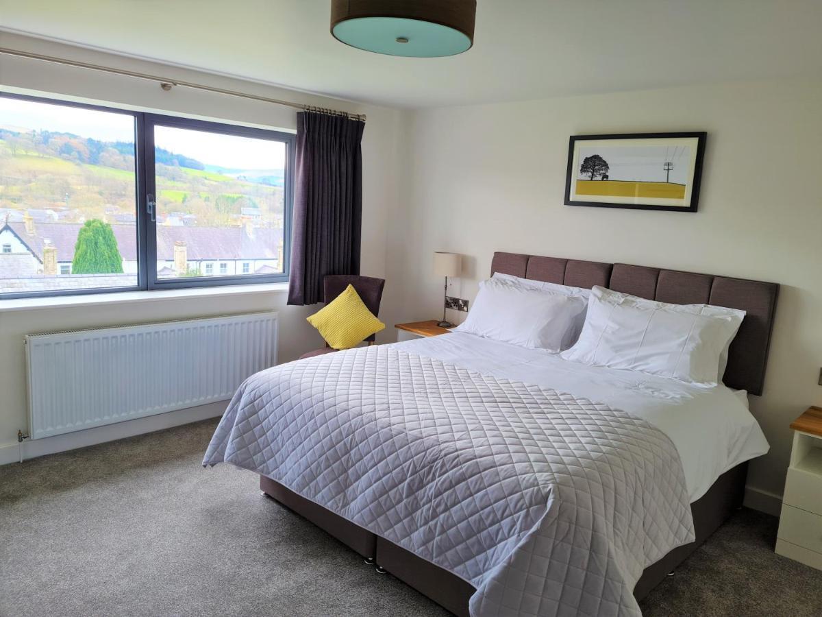 Camden Lodge B&B And Cottage Brecon Extérieur photo